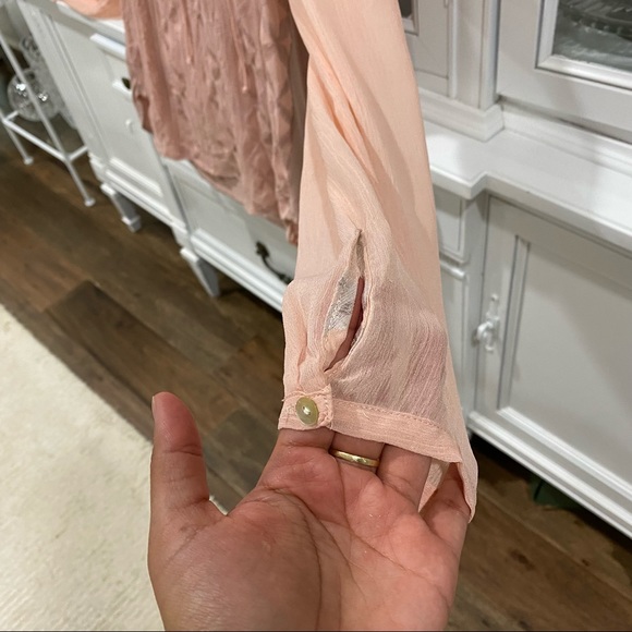 TINY Anthro pink shimmery peasant blouse Sz M boho - Picture 3 of 7